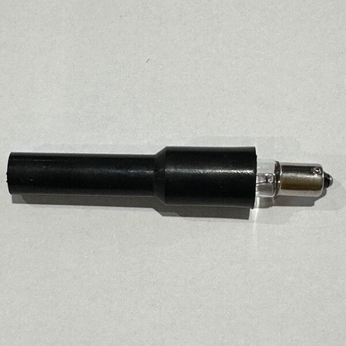 Bulb extractor tool for